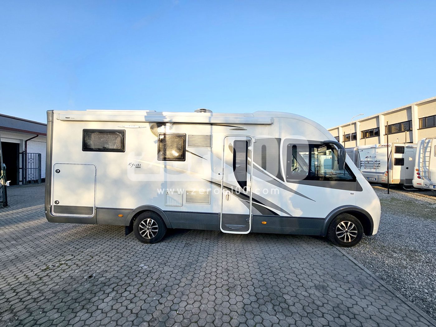Camper Motorhome Mobilvetta K Yacht MH85 Letti Gemelli e Garage - foto 9