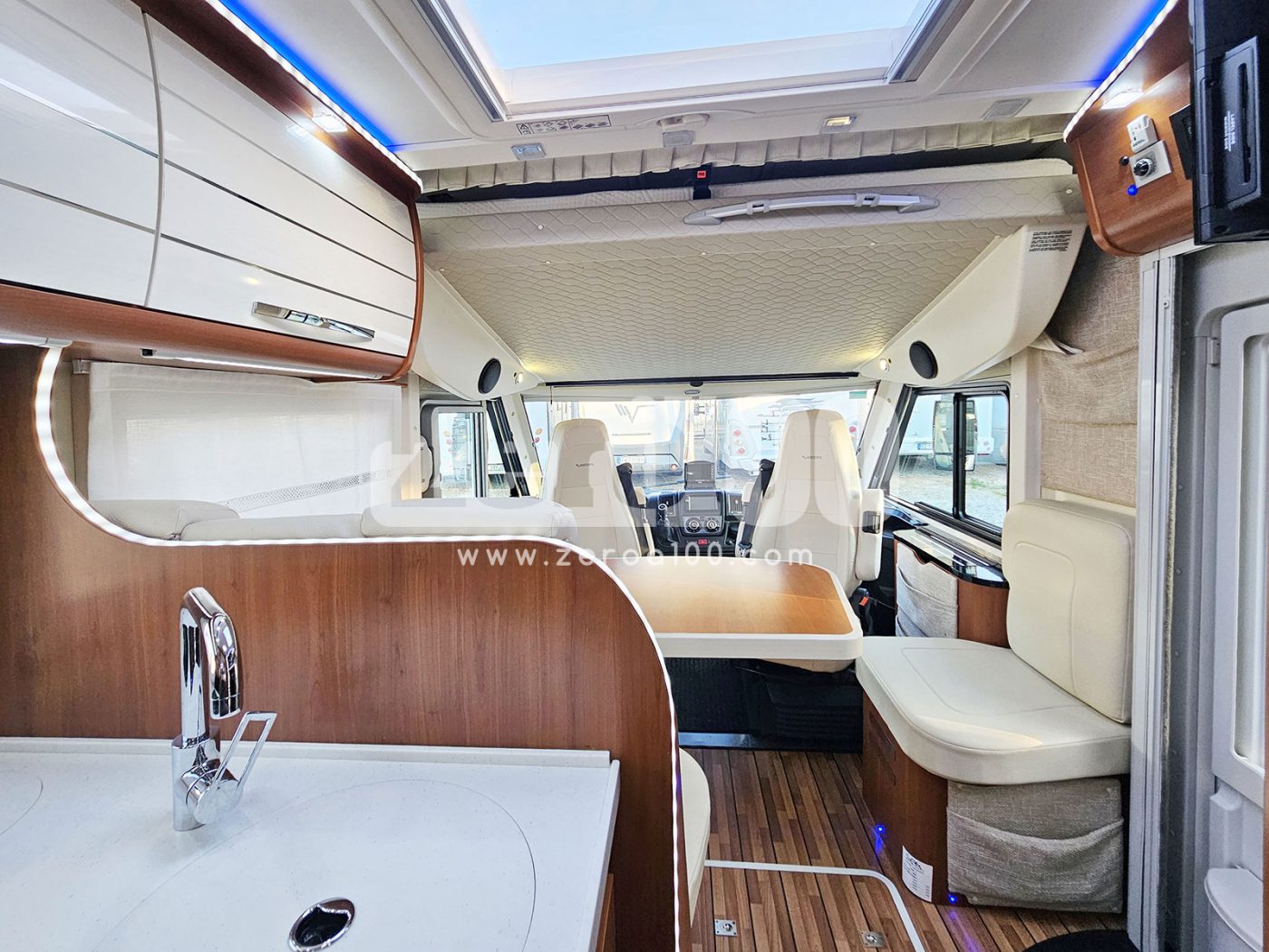 Camper Motorhome Mobilvetta K Yacht MH85 Letti Gemelli e Garage - foto 15