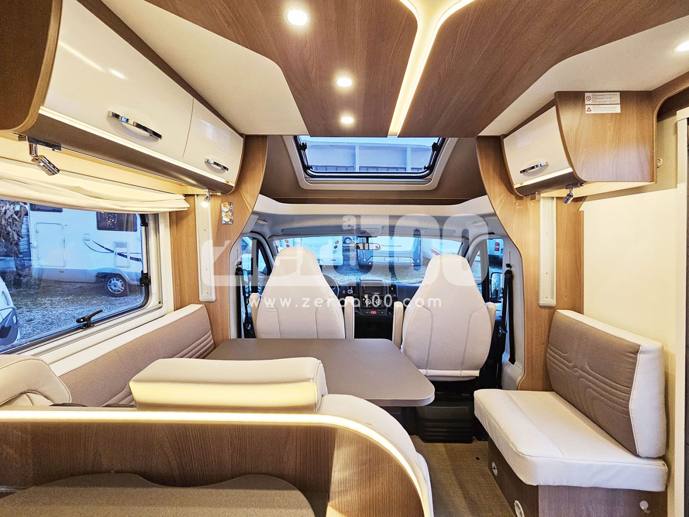 Camper Semintegrale Burstner Lyseo TD 690 Privilege - foto 17