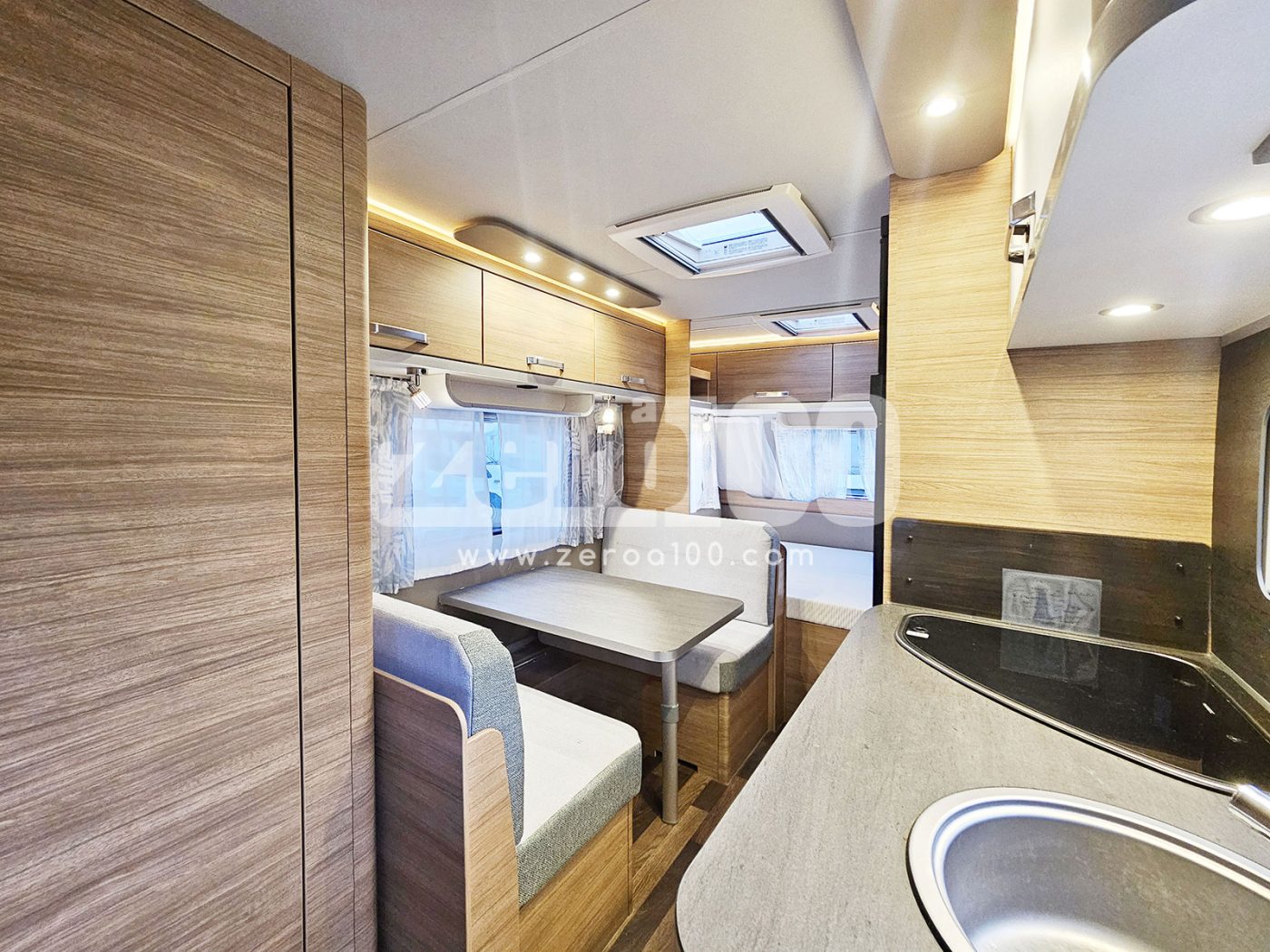 Caravan Weinsberg Caraone 480 QDK 6 posti - foto 12