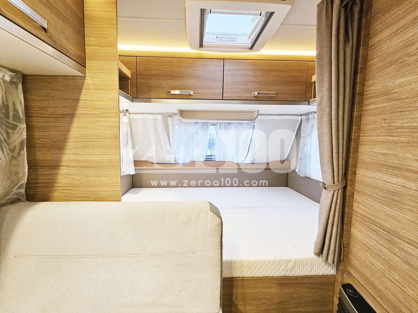 Caravan Weinsberg Caraone 480 QDK 6 posti - foto 14