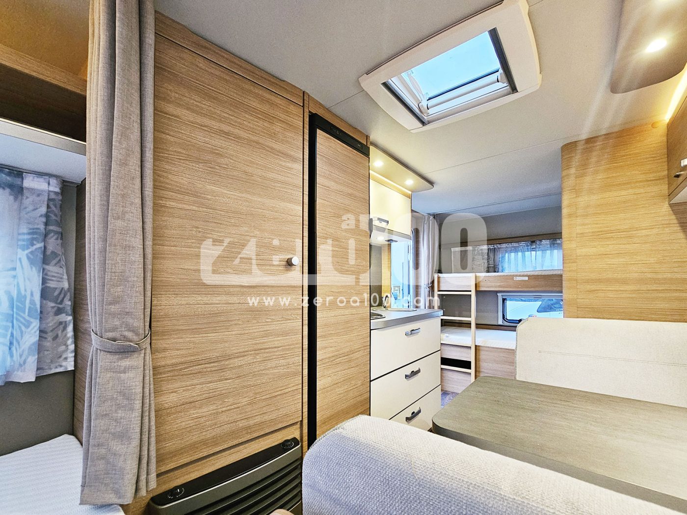 Caravan Weinsberg Caraone 480 QDK 6 posti - foto 18