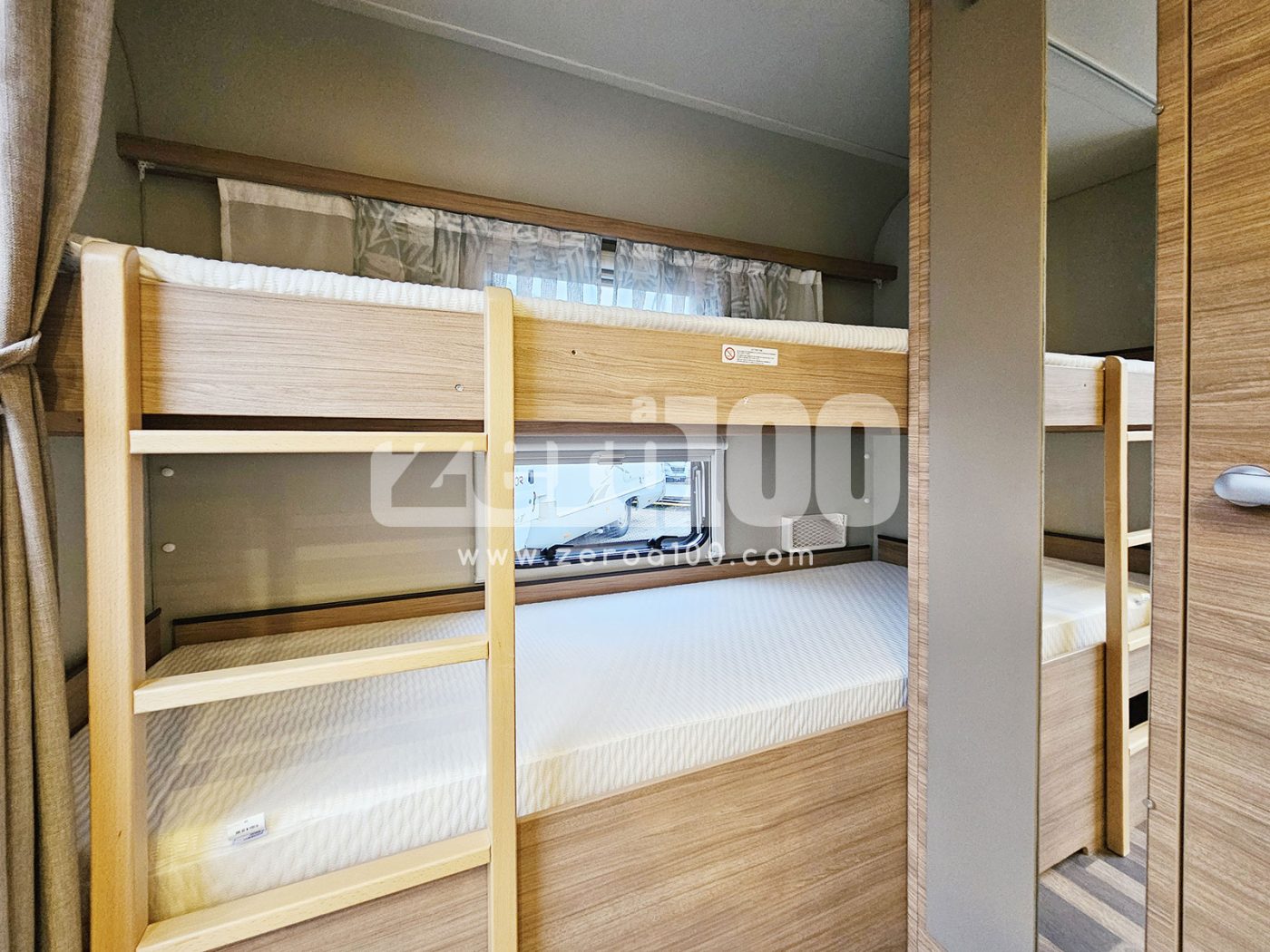 Caravan Weinsberg Caraone 480 QDK 6 posti - foto 25