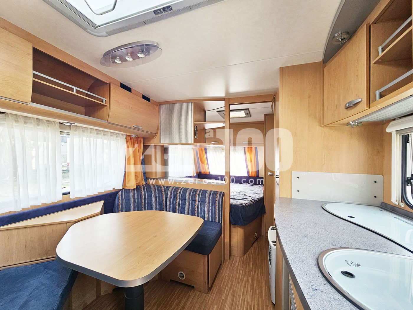 Caravan Knaus Sudwind 550 QK 6 posti - foto 12