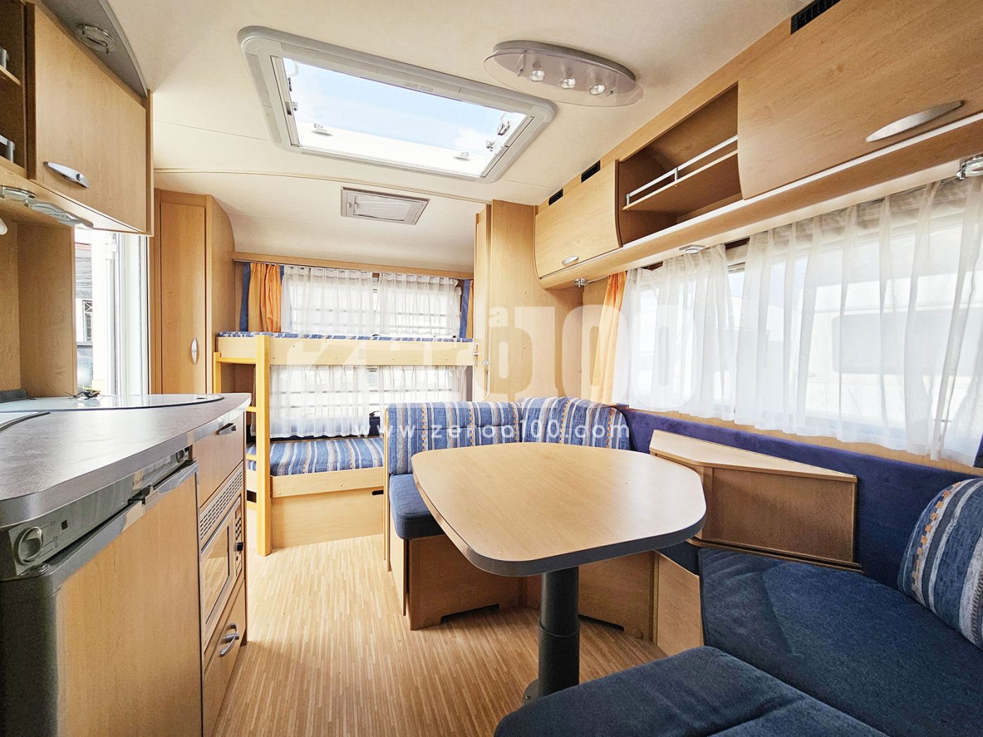 Caravan Knaus Sudwind 550 QK 6 posti - foto 18