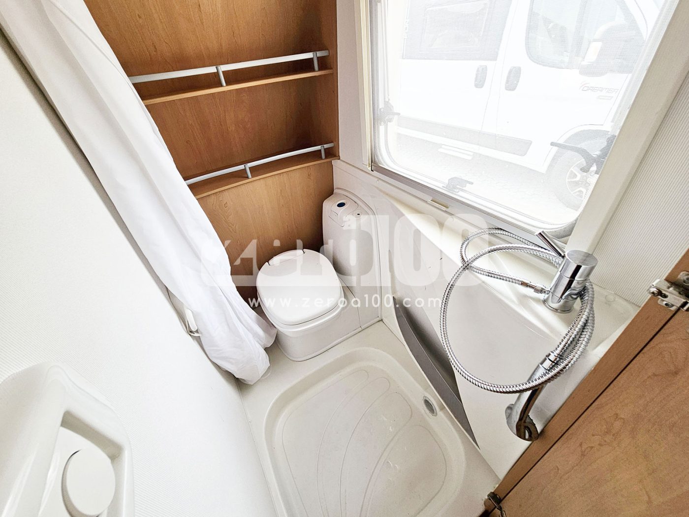 Caravan Knaus Sudwind 550 QK 6 posti - foto 31