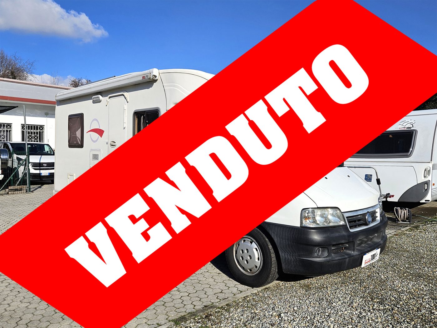 Camper semintegrale Roller Team Autoroller 215 P