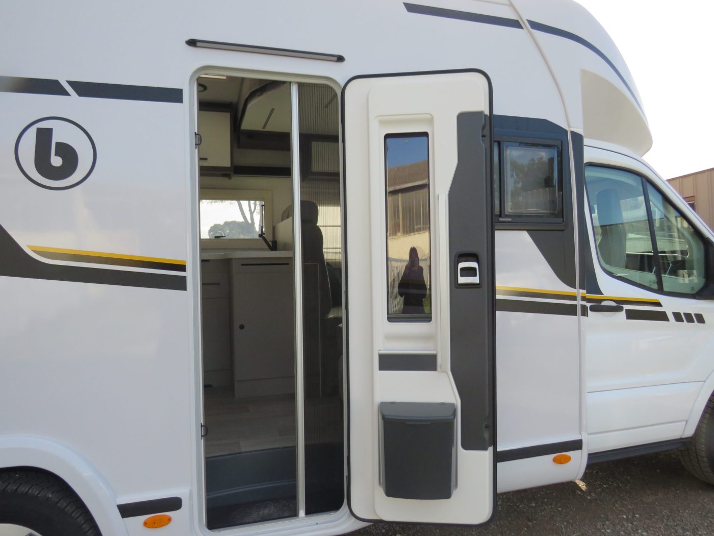 Benimar Tessoro 463 Cambio automatico CV 165 Pronta consegna Promo BENIDAYS - foto 7