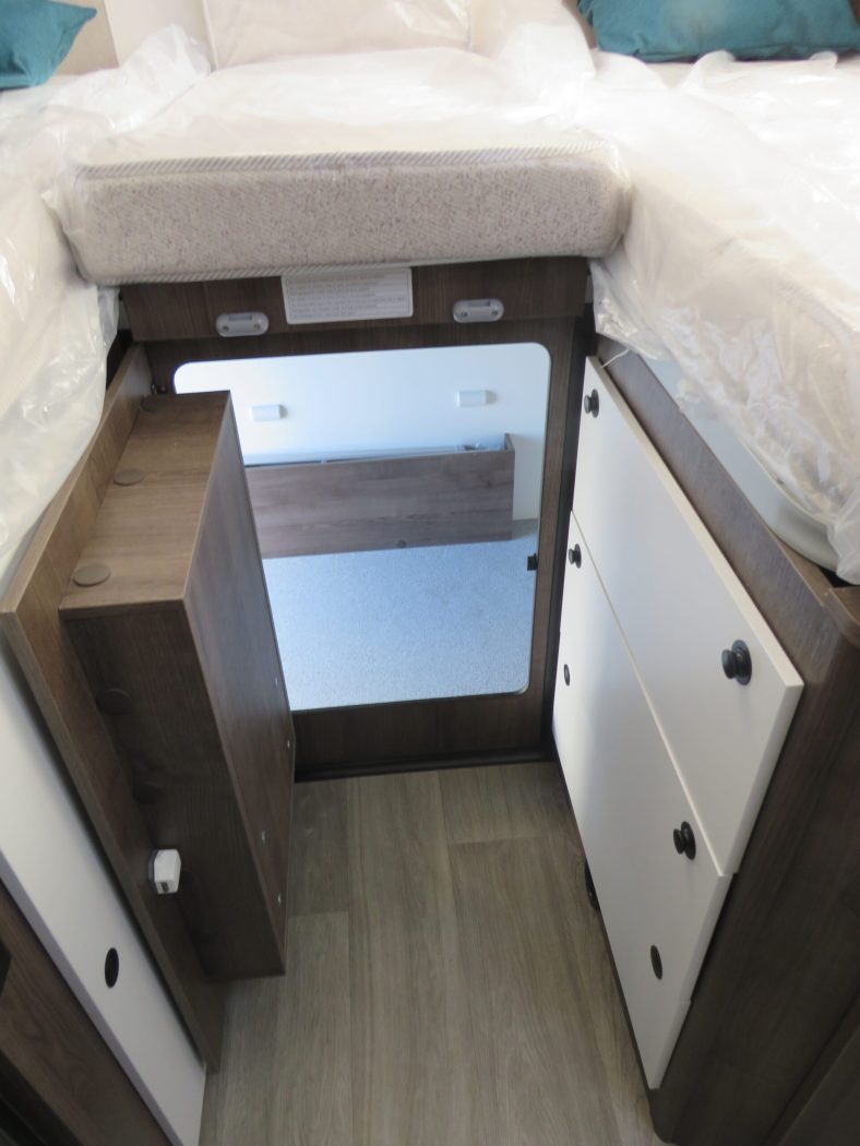 Benimar Tessoro 463 Cambio automatico CV 165 Pronta consegna Promo BENIDAYS - foto 13