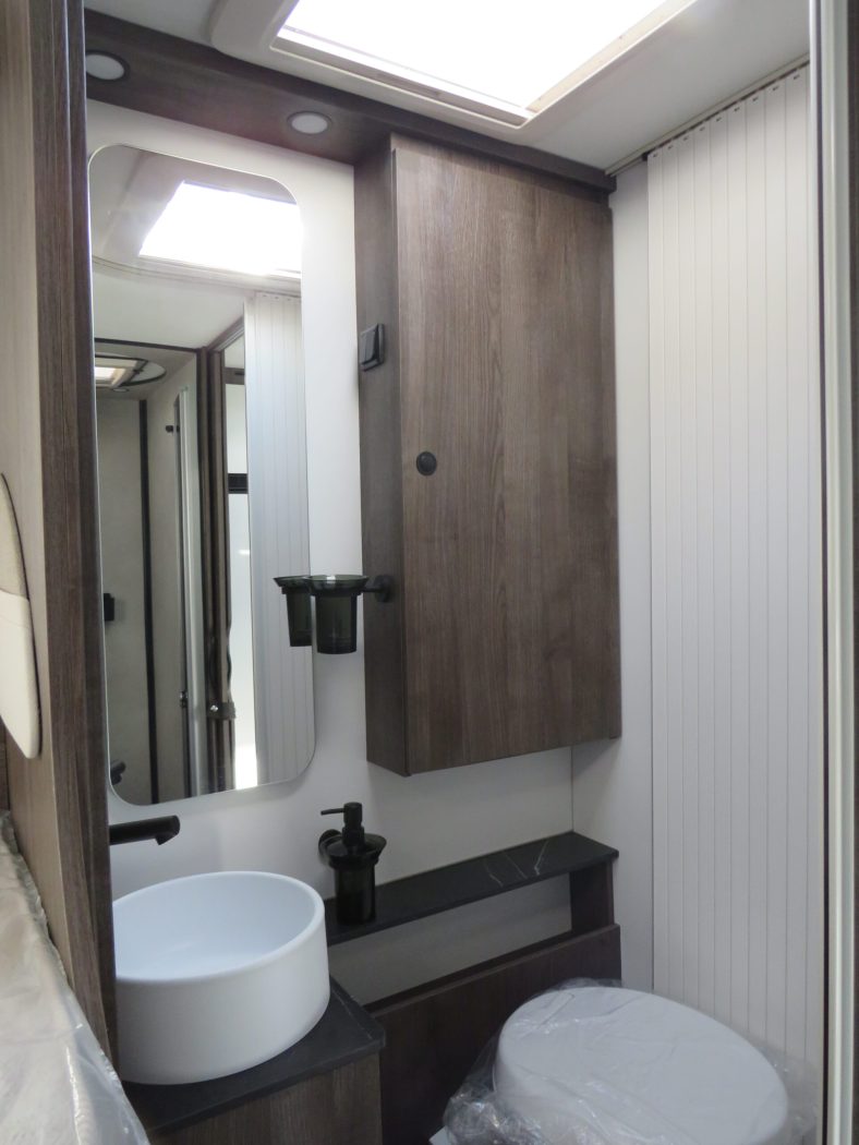 Benimar Tessoro 463 Cambio automatico CV 165 Pronta consegna Promo BENIDAYS - foto 17