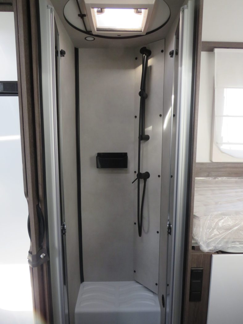 Benimar Tessoro 463 Cambio automatico CV 165 Pronta consegna Promo BENIDAYS - foto 18