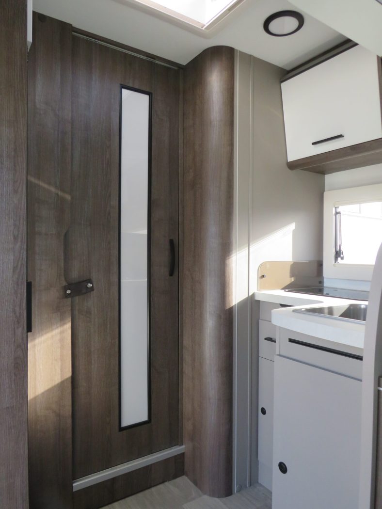 Benimar Tessoro 463 Cambio automatico CV 165 Pronta consegna Promo BENIDAYS - foto 19
