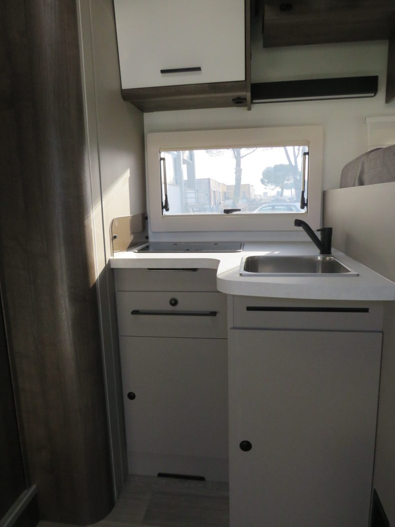 Benimar Tessoro 463 Cambio automatico CV 165 Pronta consegna Promo BENIDAYS - foto 21