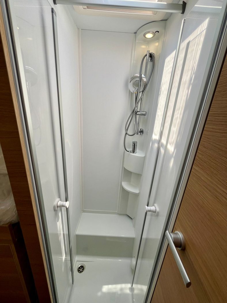 Adria Matrix 60Y 670 SL - foto 16