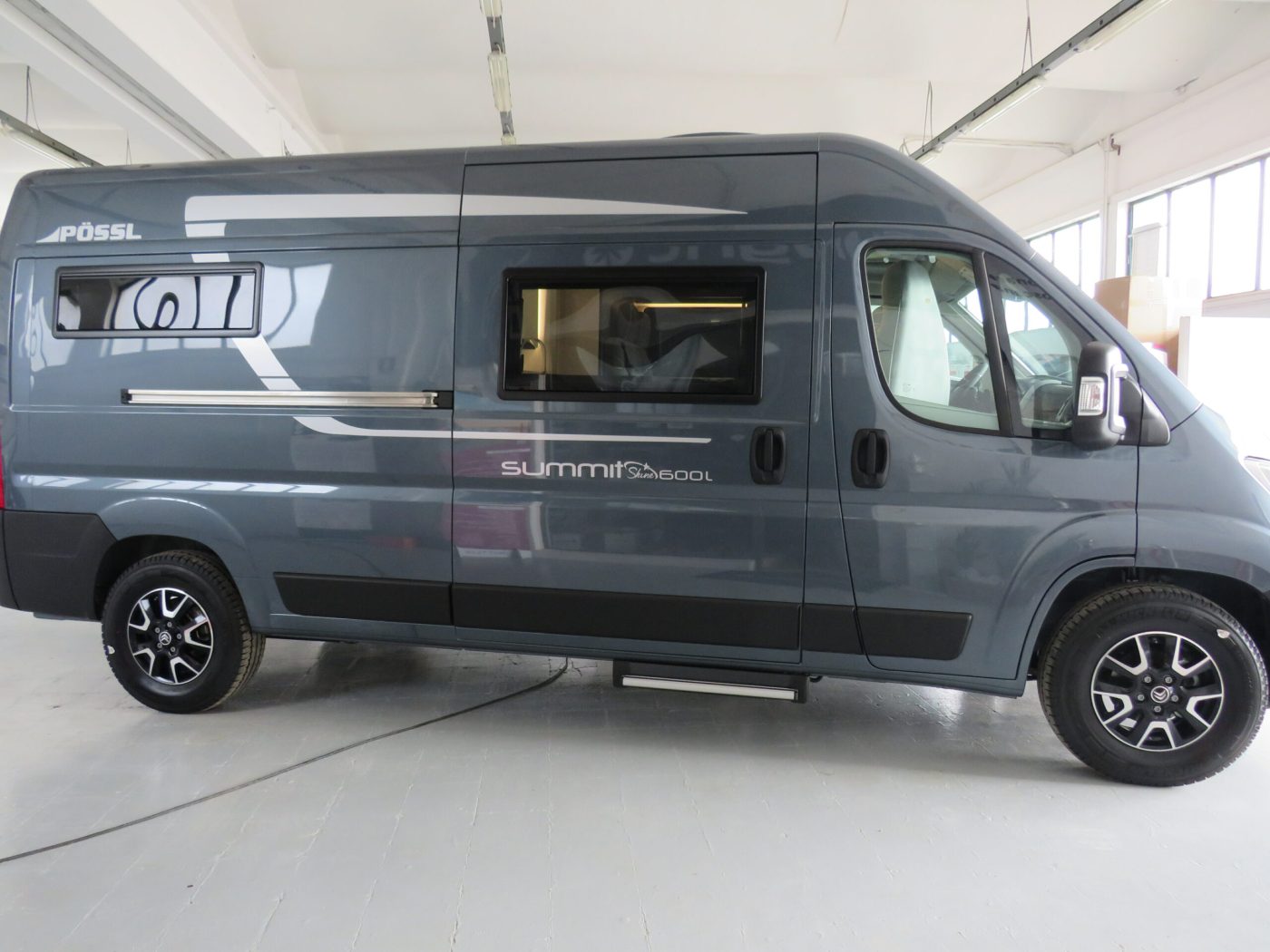 Possl Summit Shine 600 L con letti gemelli VENDUTO