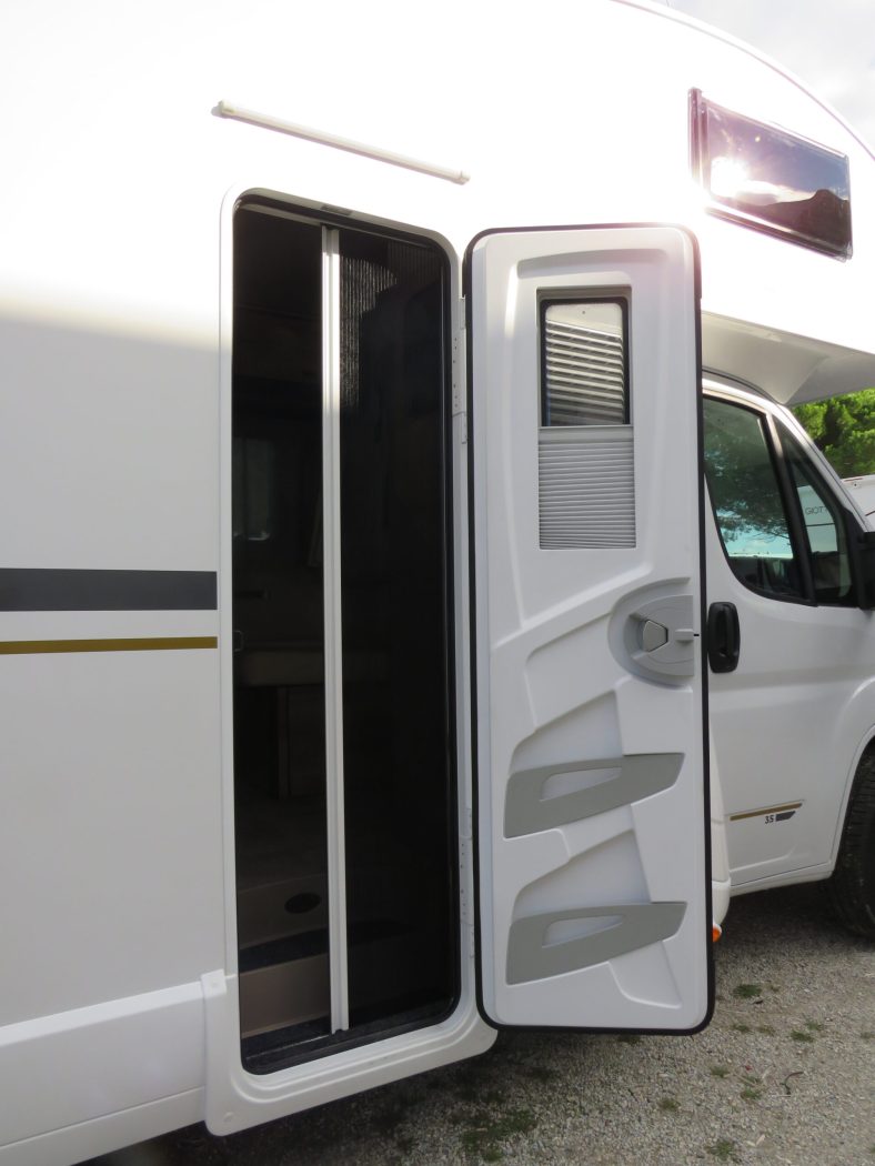 XGO Dinamic 35 con grande garage - foto 5