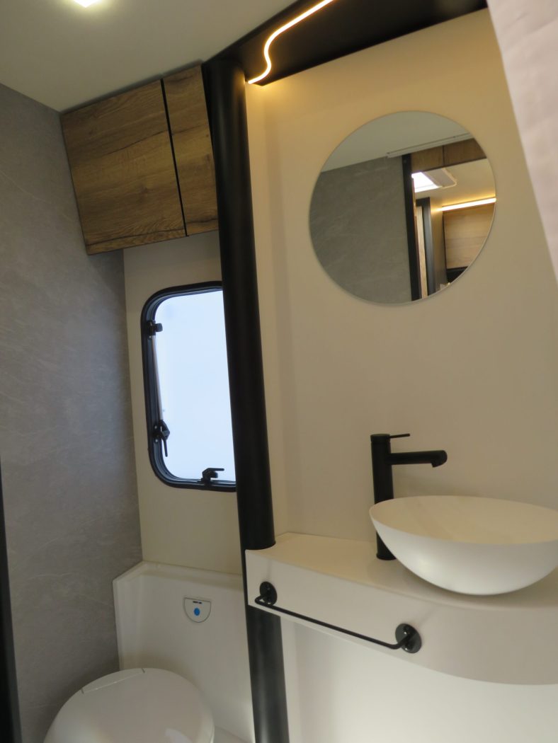 XGO Dinamic 35 con grande garage - foto 12