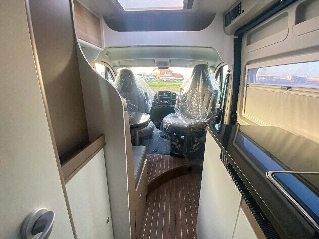 Camper Laser 600 MAX usato - foto 16