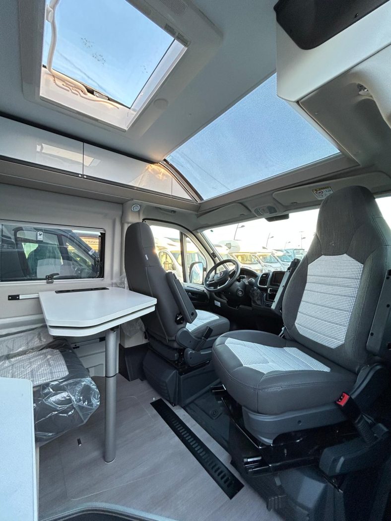 Adria Twin Plus 640 SGX - foto 5