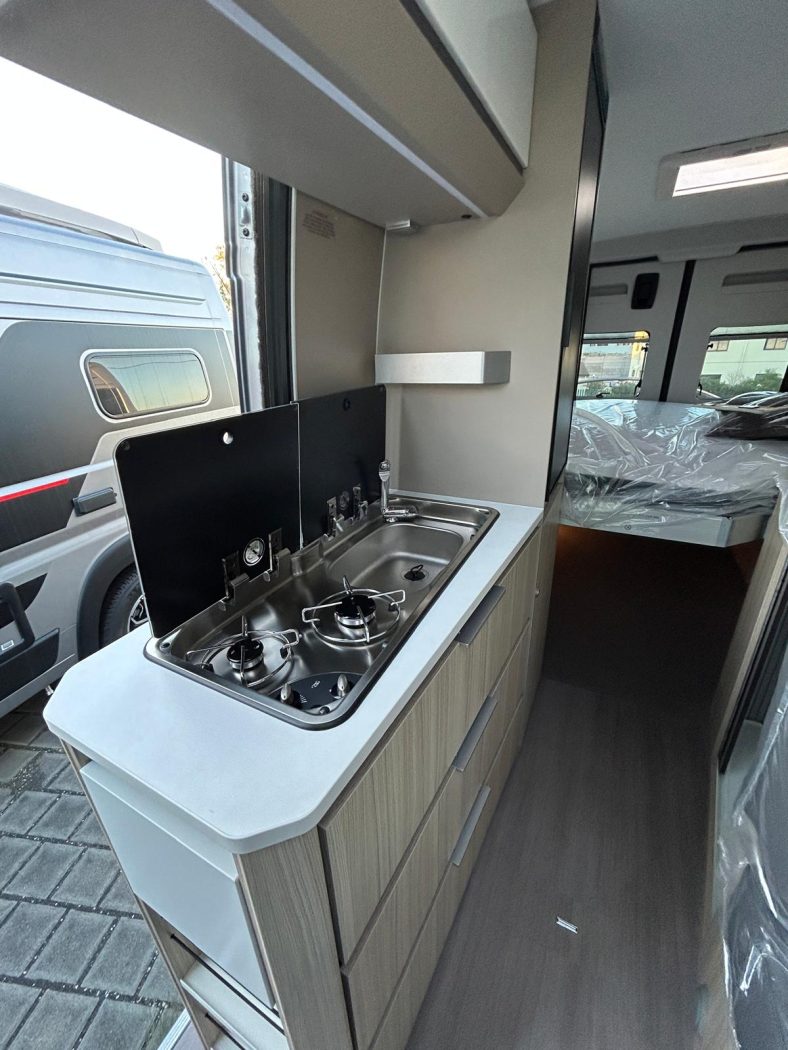Adria Twin Plus 640 SGX - foto 7