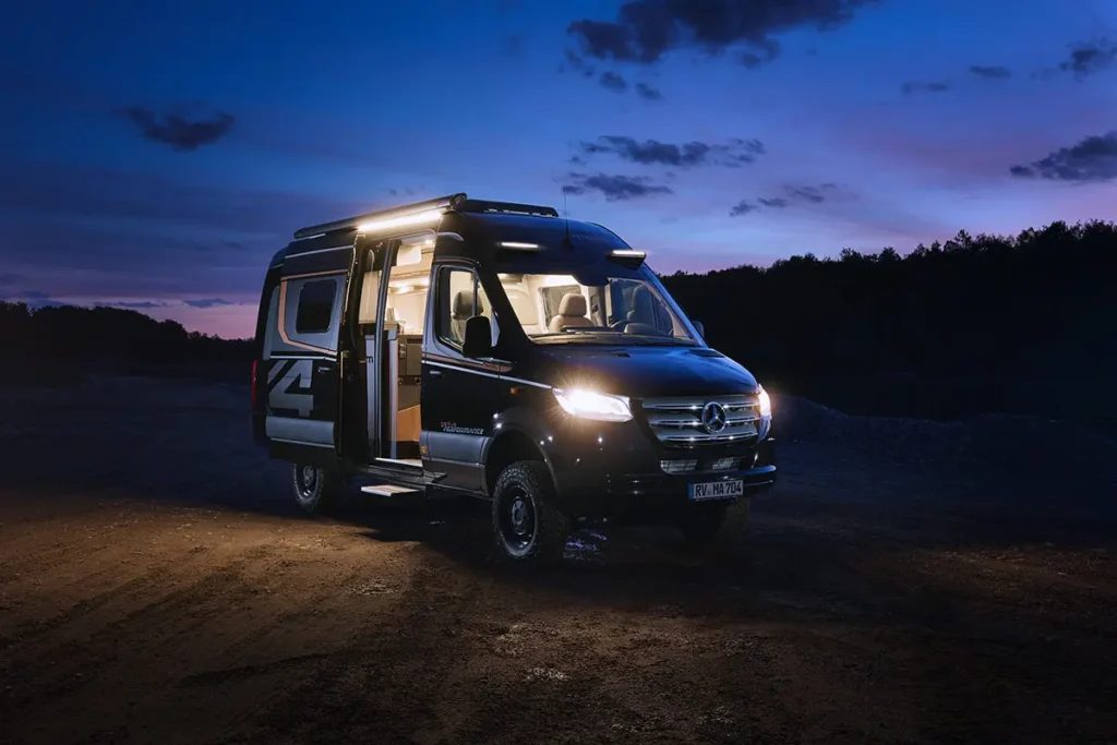 MALIBU GENIUS PERFORMANCE 4X4 LE MB SPRINTER — DLF Caravan