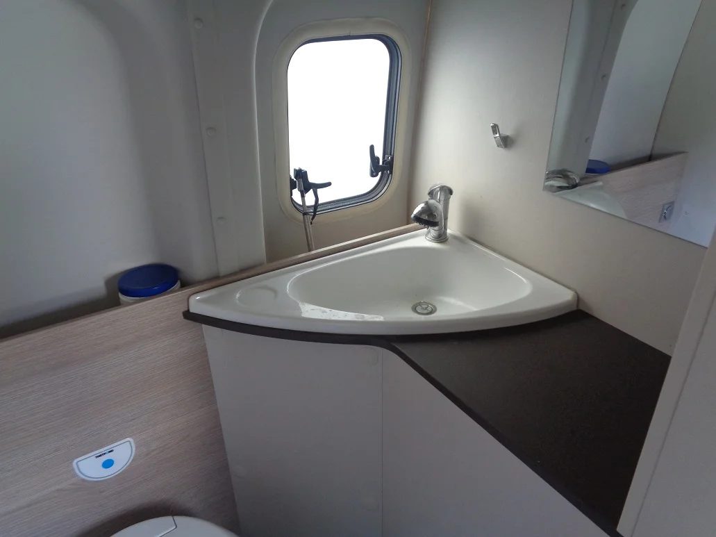 BURSTNER LINEO C 590 - foto 4