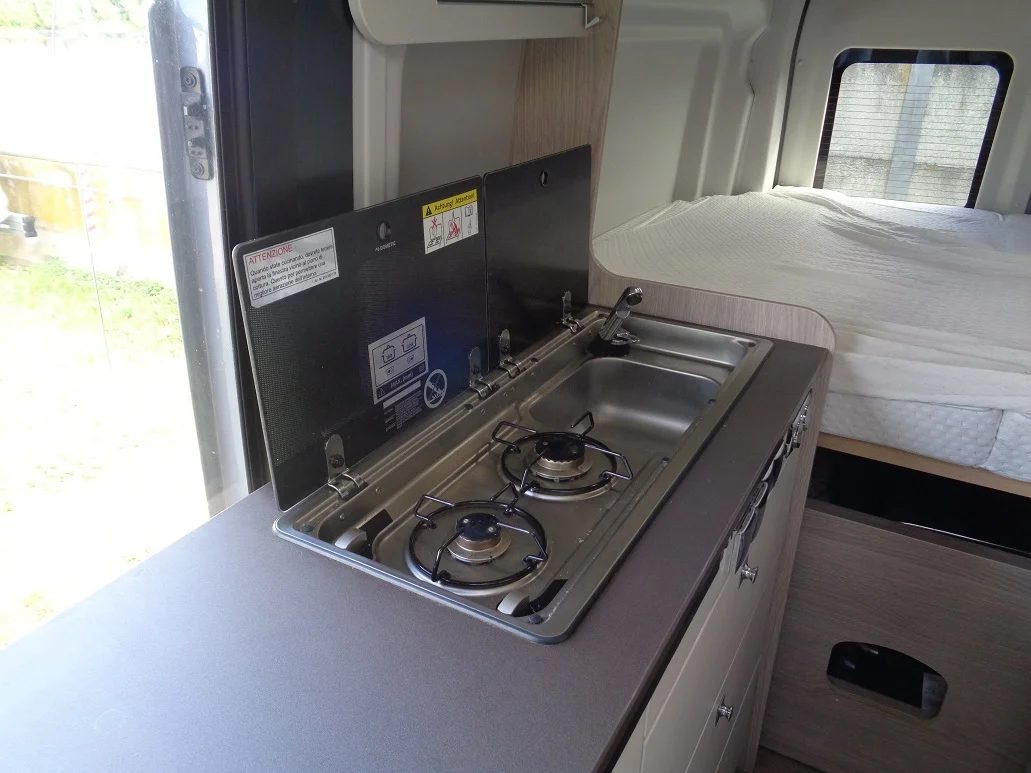 BURSTNER LINEO C 590 - foto 6