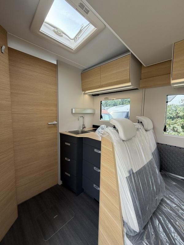 ADRIA MATRIX 670 SL 60Y nuovo - foto 15