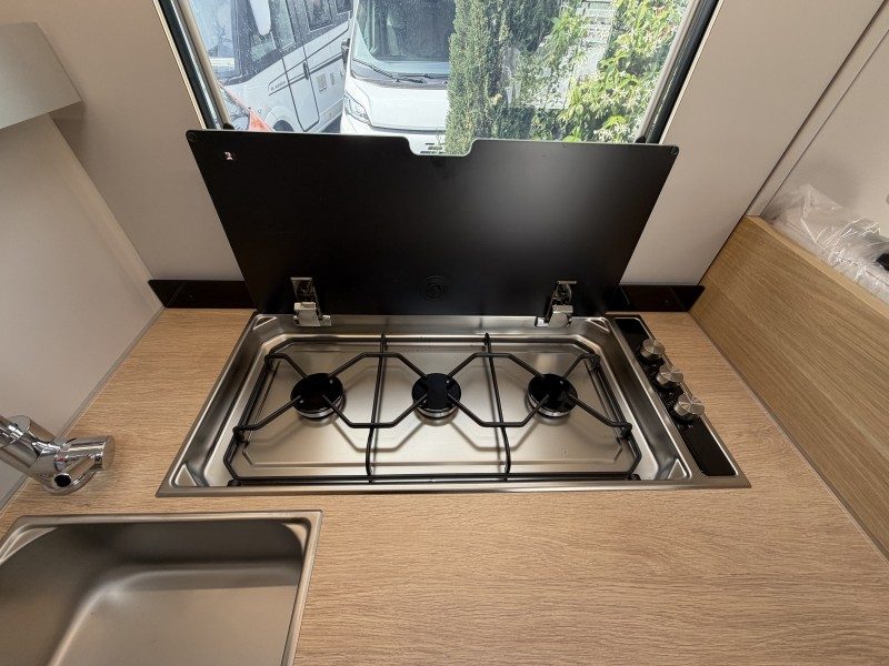 ADRIA MATRIX 670 SL 60Y nuovo - foto 19