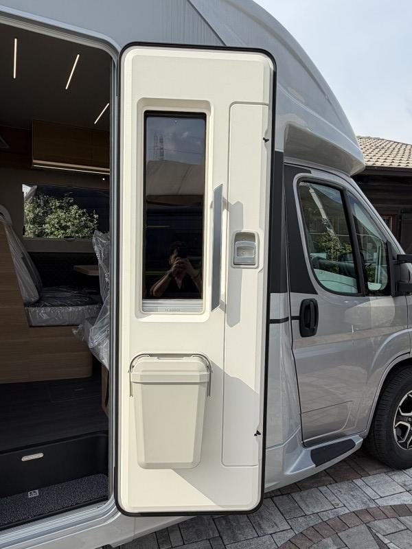 ADRIA MATRIX 670 SL 60Y nuovo - foto 26