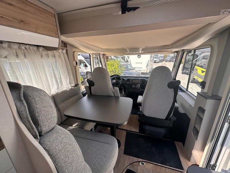 HYMER EXSIS I 474 usato - foto 17
