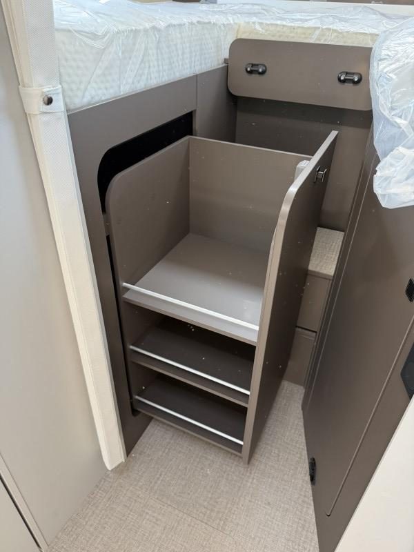 BURSTNER B66 690 TD nuovo - foto 24
