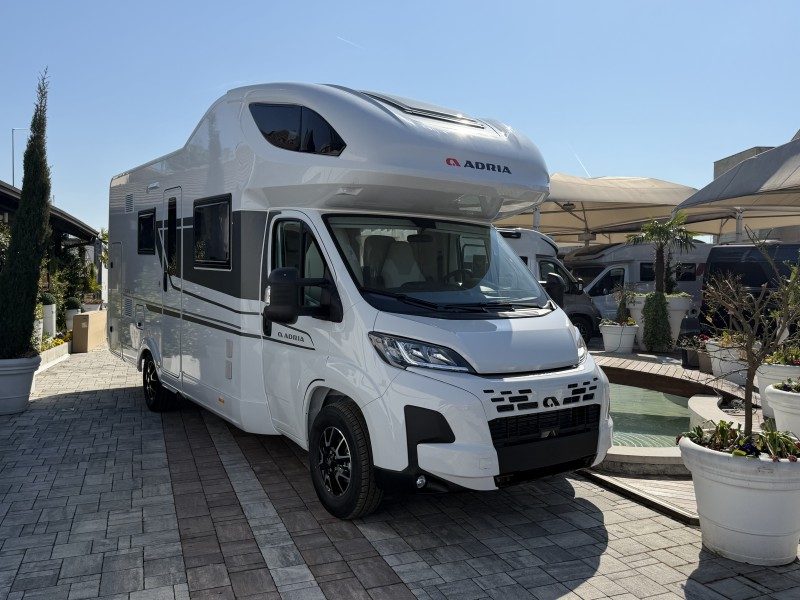ADRIA CORAL XL 650 DK nuovo