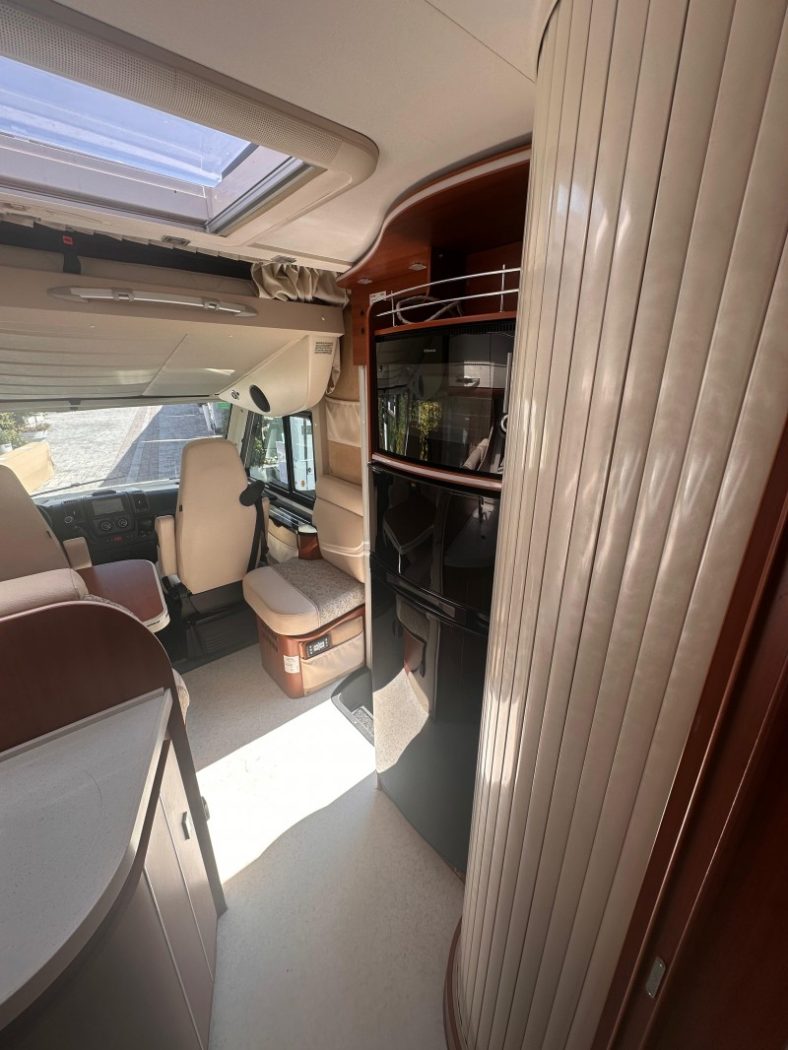 MOBILVETTA K YACHT 82 usato - foto 8