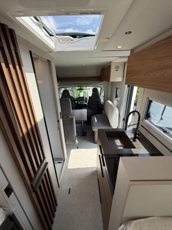 BURSTNER SIGNATURE 7.1 nuovo - foto 14