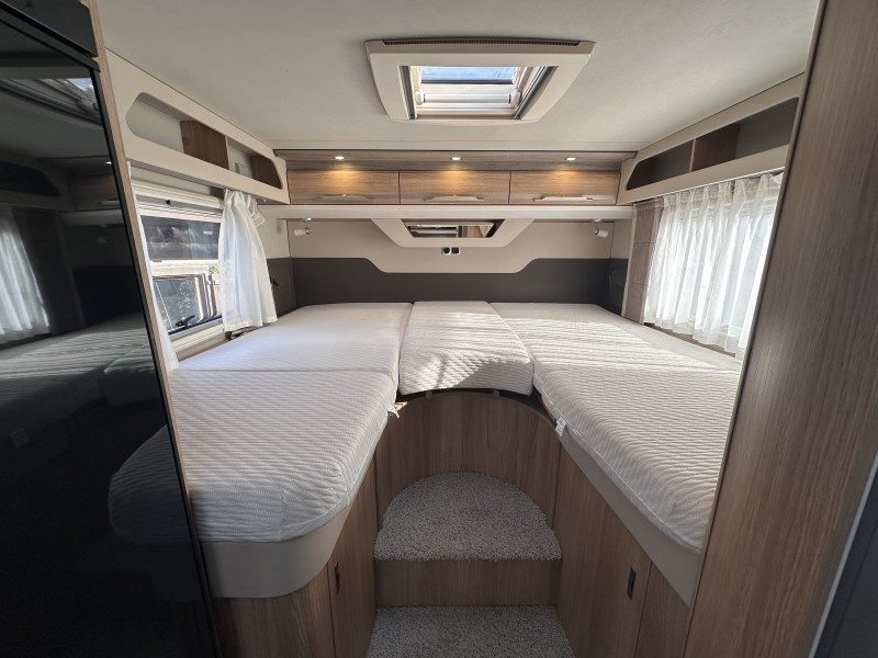 KNAUS SKY I 700 LG usato - foto 3