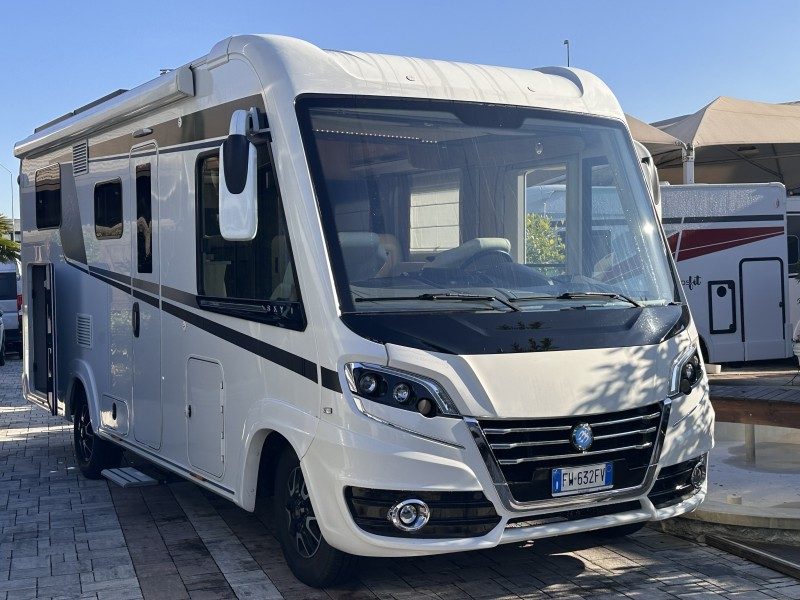 KNAUS SKY I 700 LG usato - foto 23