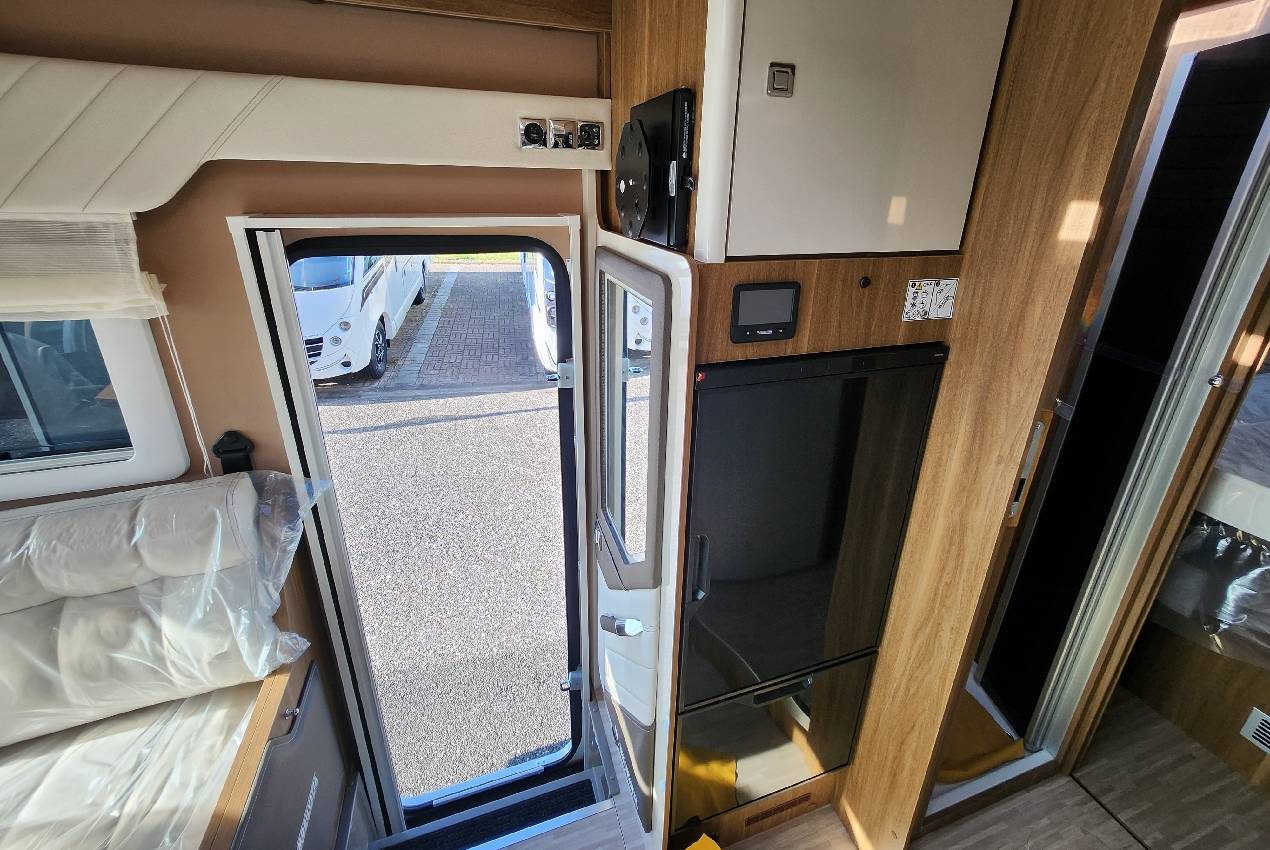 Camper Motorhome Mobilvetta K-Yacht 90 Teknoline Nuovo - foto 8