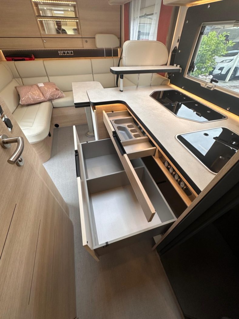 RAPIDO 854 F nuovo - foto 6
