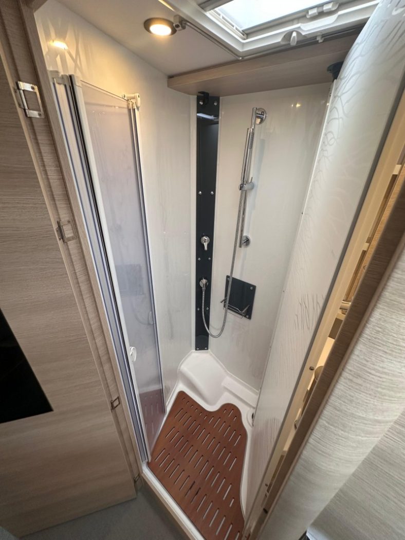 RAPIDO 854 F nuovo - foto 17