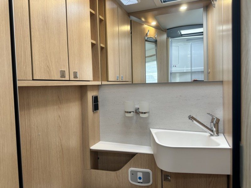 HYMER B-MC T690 nuovo - foto 18