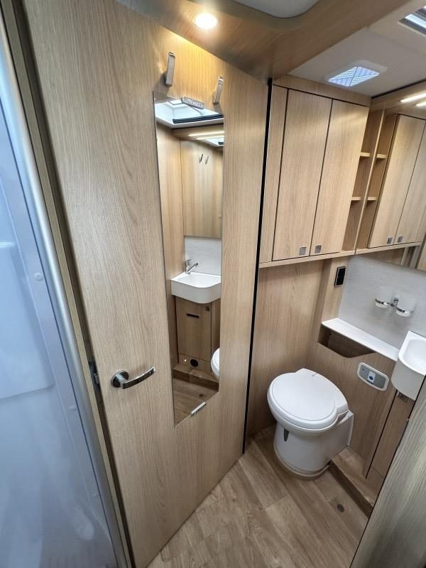 HYMER B-MC T690 nuovo - foto 19