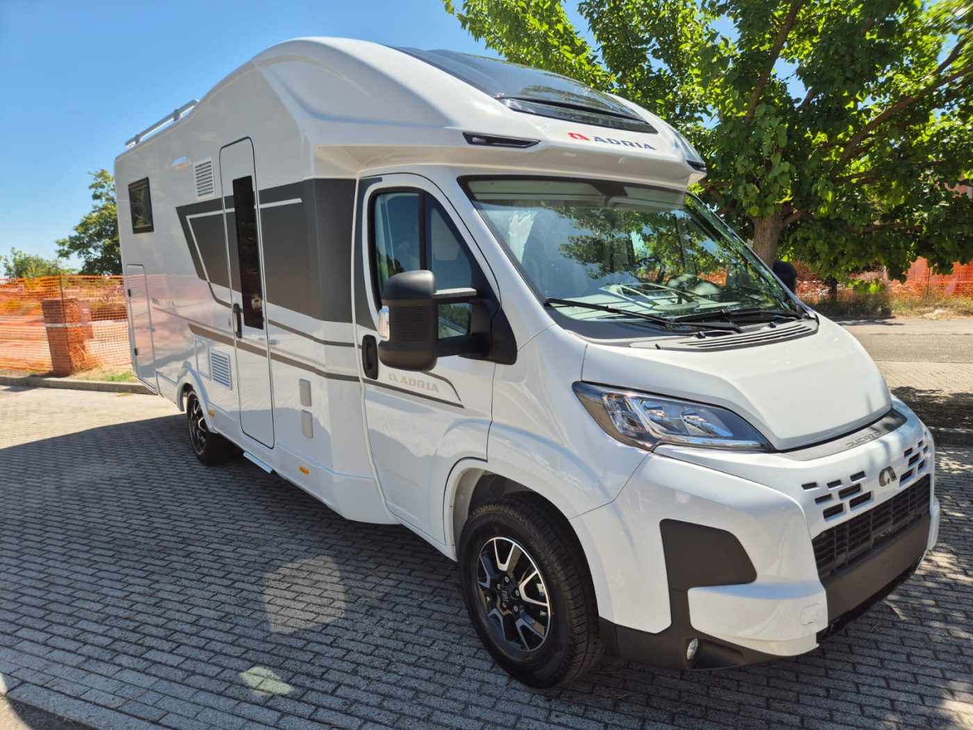 Adria Matrix 670 SL