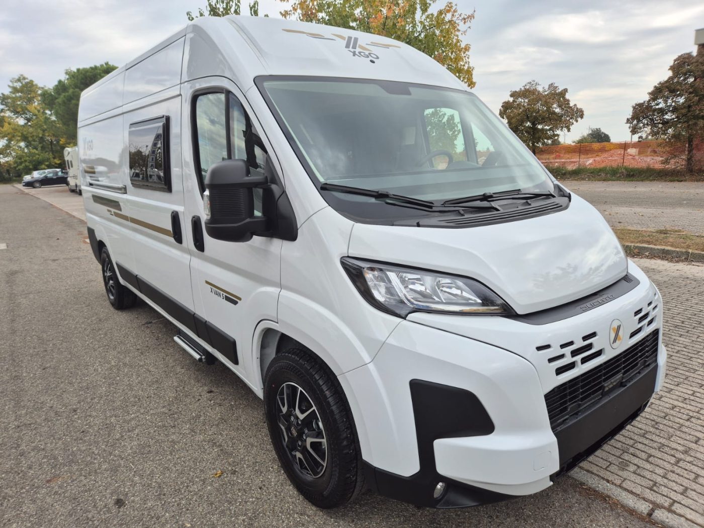 X Van 5