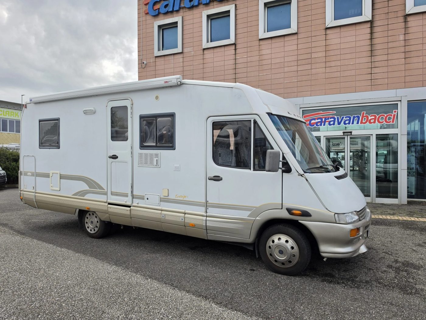 Laika Ecovip 700 G