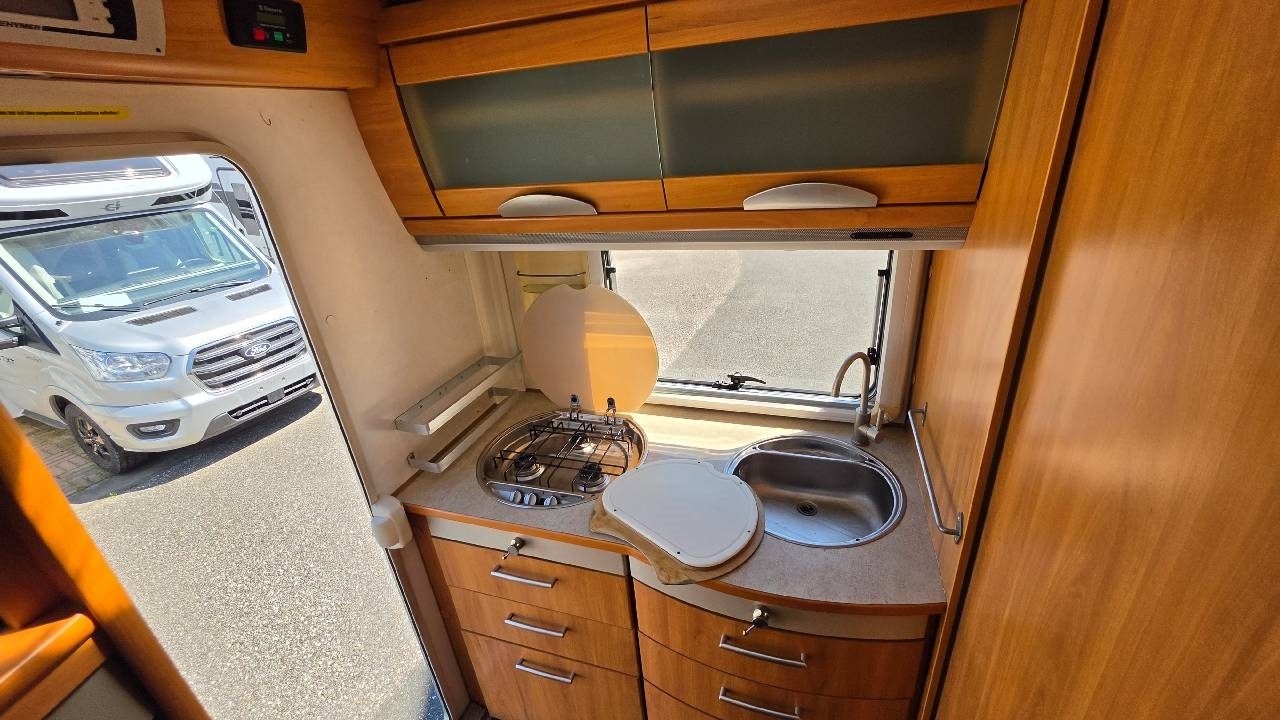 Camper Motorhome Hymer B-Klasse 584 Usato - foto 8
