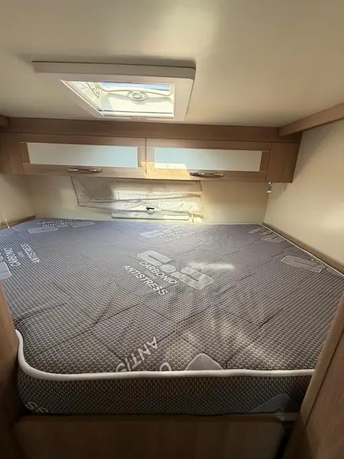 Caravan International Magis 95 XT: semintegrale compatto - foto 15