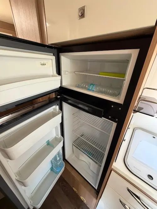 Caravan International Magis 95 XT: semintegrale compatto - foto 20