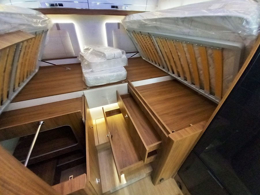 Arca H 699 GLG, motorhome letti gemelli, telaio alko e doppio pavimento, € 84900,00 - Barbera Caravan - foto 13