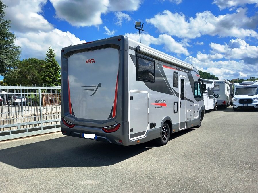 Arca H 699 GLG, motorhome letti gemelli, telaio alko e doppio pavimento, € 84900,00 - Barbera Caravan - foto 17